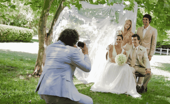Elegant Custom Wedding Portrait Ideas for Reception Decor