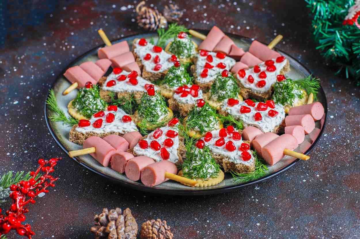 What Are the Best Savory Pinwheels and Wraps for a Party?