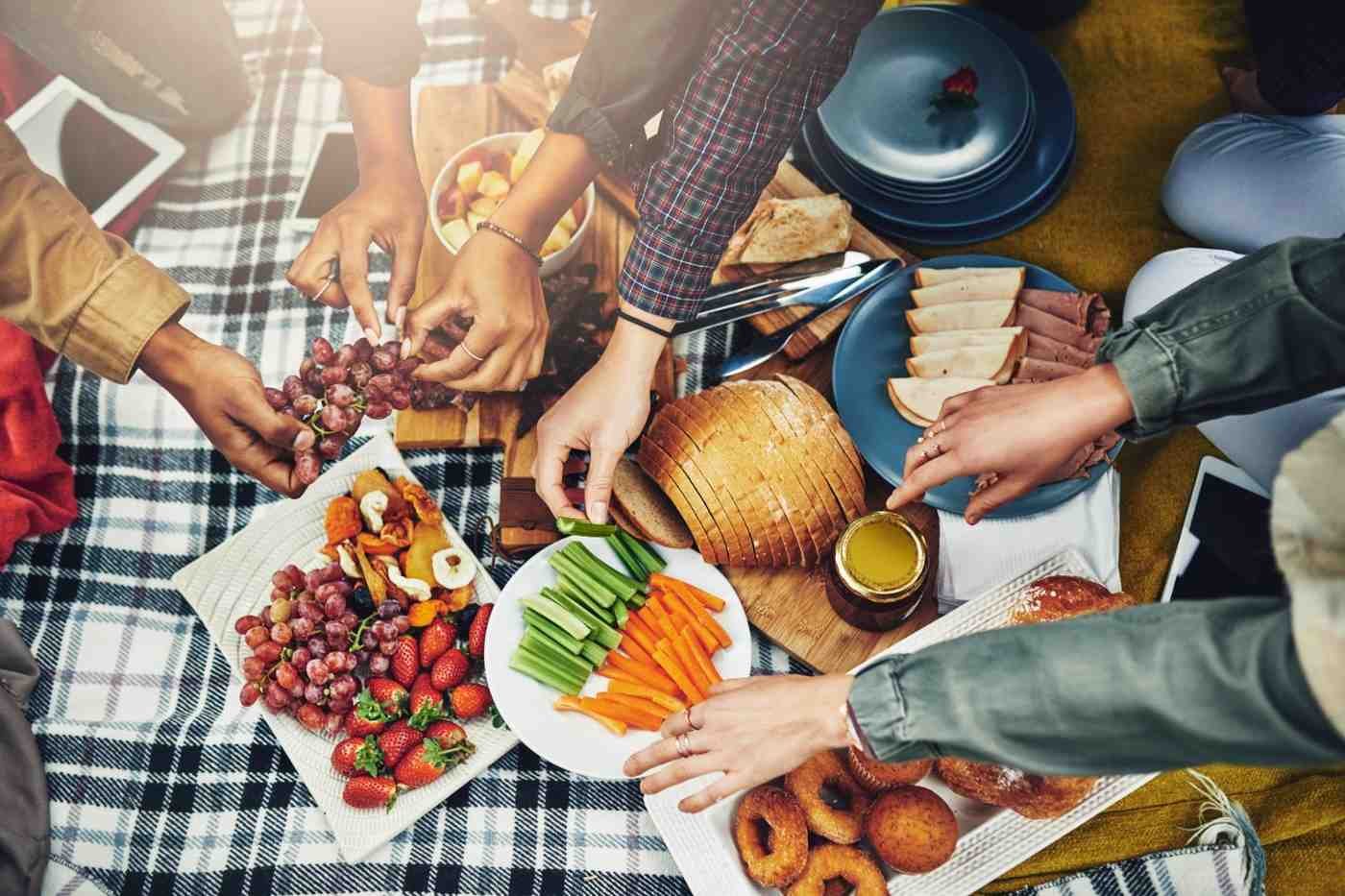 Easy Tailgate Dips And Finger Foods